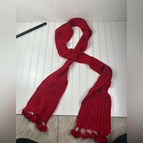 Bath & Body Works Red Knit Scarf with Pom Pom Detail - Picture 5 of 6